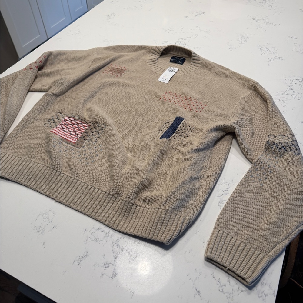 Abercrombie & Fitch patchwork crewneck sweater NWT - Picture 3 of 9